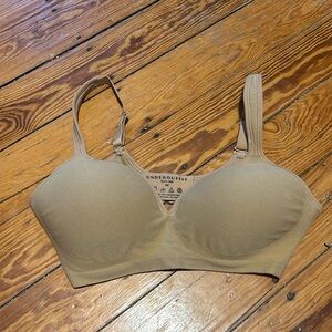 Underoutfit perfect neckline bra In sand - size M - excellent condition
